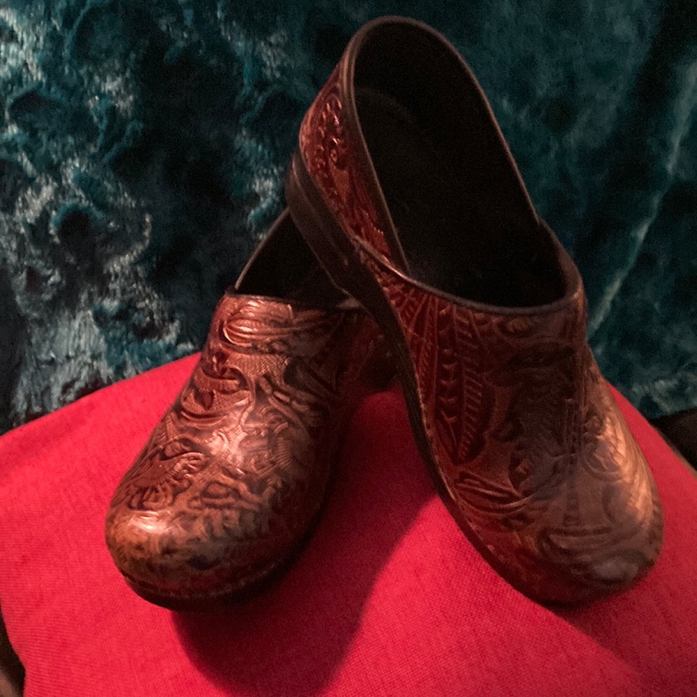 Gently used Dansko clogs
